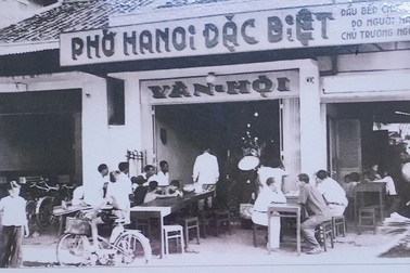 Chuyện ly kỳ quán phở Hà Nội từng che giấu 100 chiến sĩ Biệt động Sài Gòn