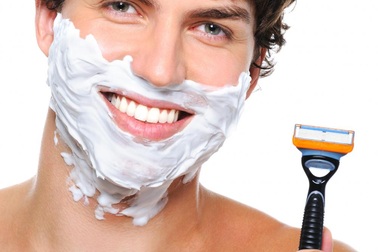 Cạo râu ảnh hưởng đến “chuyện yêu”?