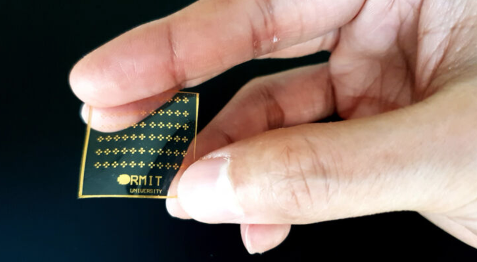 Da nhân tạo có thể cảm thấy đau như da thật - 1