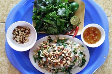 Về quê biển ăn sứa nộm ngày hè