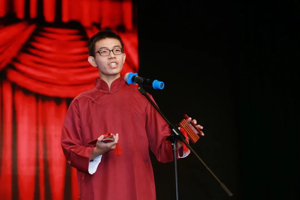 Hai nam sinh đỗ đạt trường top đầu Trung Quốc nhưng nổi tiếng nhờ diễn kịch - 3 Hai nam sinh đỗ đạt trường top đầu Trung Quốc nhưng nổi tiếng nhờ diễn kịch - 3