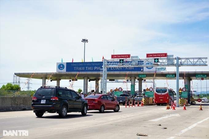 Bốc thuốc cho thu phí tự động không dừng - 1 Bốc thuốc cho thu phí tự động không dừng - 1