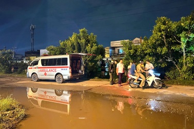 Một người bị tàu hỏa tông tử vong ở TPHCM