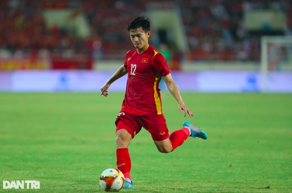 Tỏa sáng ở V-League, nhiều ngôi sao có cơ hội lên đội tuyển Việt Nam - 2 Tỏa sáng ở V-League, nhiều ngôi sao có cơ hội lên đội tuyển Việt Nam - 2