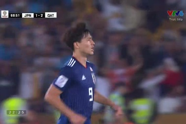 Minamino sút tung lưới Qatar, rút ngắn tỉ số cho Nhật Bản