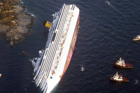 Tương lai nào cho tàu du lịch Italia đang phơi mình trên biển?