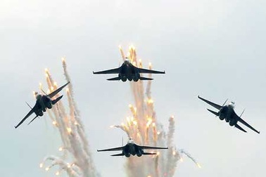 Putin xem trình diễn hàng không mừng sinh nhật thế kỷ không quân Nga