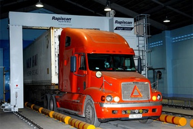 Cảng Hải Phòng áp dụng máy soi container