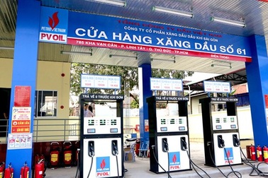Bàn thua nặng của PVoil: Mất 140 tỷ đồng trong một tháng cuối năm