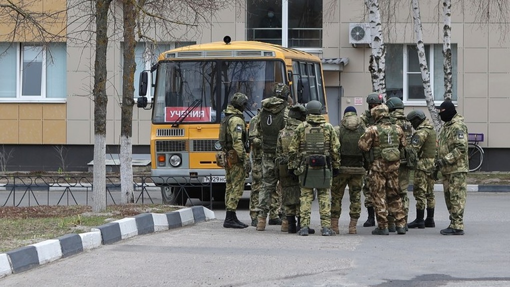 Giao tranh gần biên giới Ukraine, 14 lính Nga thiệt mạng - 1 Giao tranh gần biên giới Ukraine, 14 lính Nga thiệt mạng - 1