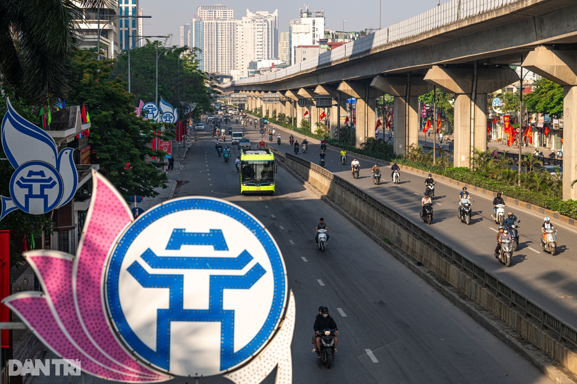 Đường phố Hà Nội thông thoáng, người dân thảnh thơi vui chơi nghỉ lễ - 1 Đường phố Hà Nội thông thoáng, người dân thảnh thơi vui chơi nghỉ lễ - 1