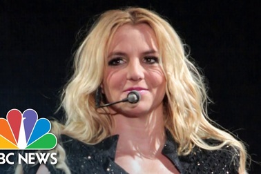 Britney Spears lên tiếng đòi tự do sau 13 năm bị cha giám hộ