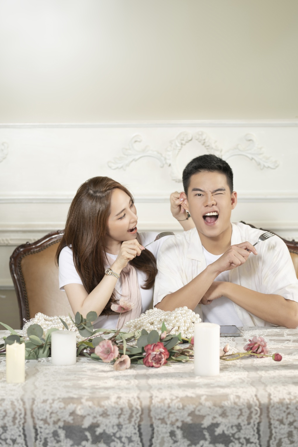 Quỳnh Nga và tình trẻ kém 5 tuổi tiết lộ bí mật cảnh nóng trên đường - 6 Quỳnh Nga và tình trẻ kém 5 tuổi tiết lộ bí mật cảnh nóng trên đường - 6