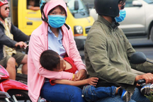 TPHCM nắng nóng đến 36 độ C: Coi chừng gặp họa vì say nắng