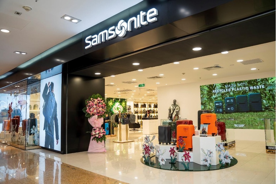 Cửa hàng Samsonite tại tầng B2 - Vincom Center Đồng Khởi.