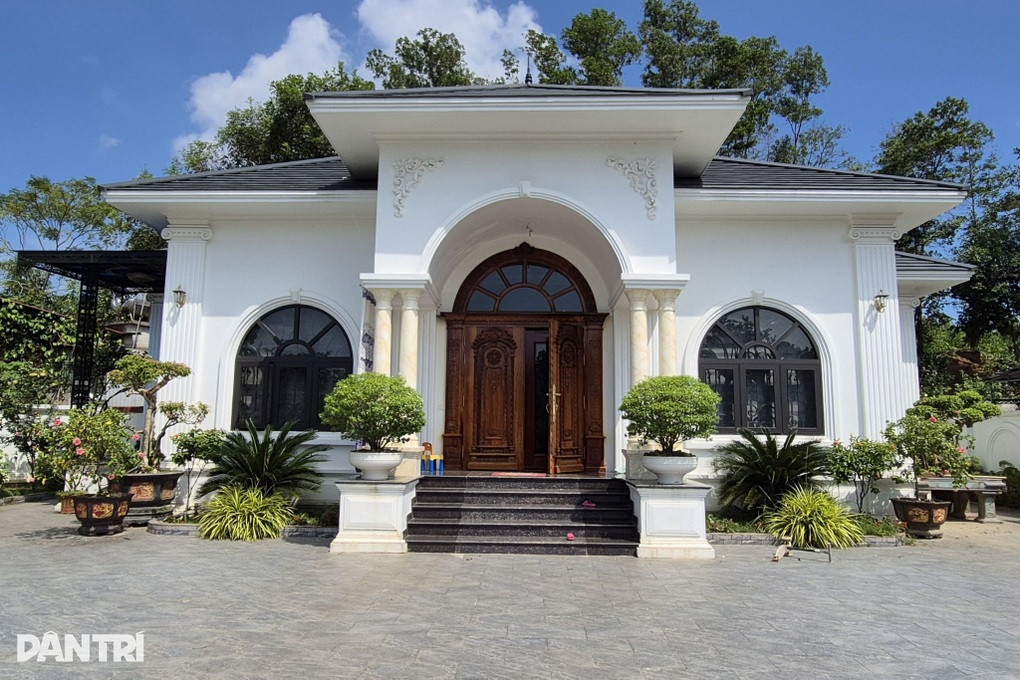 Bán tivi, vay ngân hàng để xuất ngoại, trở về với tiền tỷ xây nhà, mở xưởng - 2