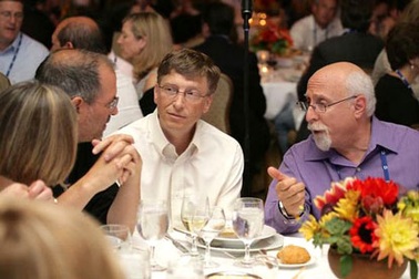 Xem Steve Jobs “đối đầu” với cả làng công nghệ