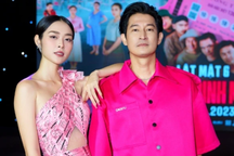 Diệp Bảo Ngọc xinh đẹp trong chiếc váy kết từ 2.000 tấm vé số