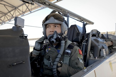 Thượng úy phi công Việt Nam đầu tiên tốt nghiệp khóa huấn luyện phi công tại Mỹ