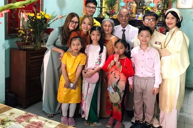 Ông nội mất gần 1 tháng, gia đình ở TPHCM vẫn giữ thói quen gây nghẹn lòng