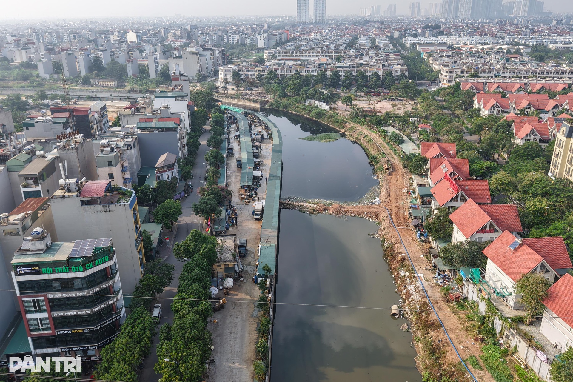 Hiện trạng chợ La Khê ở Hà Nội trái phép 10 năm không ai biết - 1 Hiện trạng chợ La Khê ở Hà Nội trái phép 10 năm không ai biết - 1