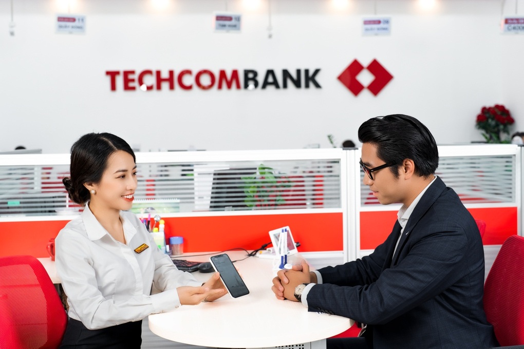 Techcombank 4 năm liên tiếp là Ngân hàng TMCP uy tín nhất - 1 Techcombank 4 năm liên tiếp là Ngân hàng TMCP uy tín nhất - 1