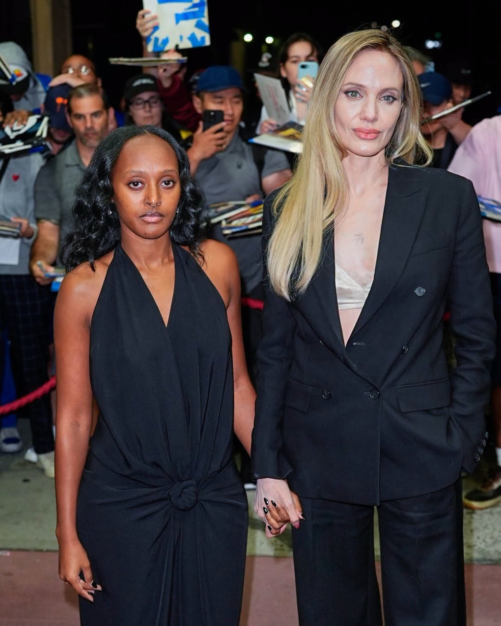 Ngã rẽ cuộc đời của cô bé châu Phi được Angelina Jolie nhận nuôi - 6