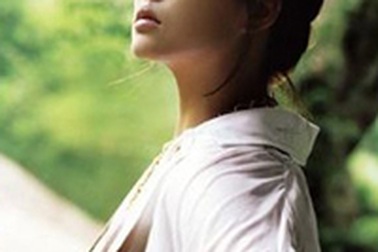 Kim Sun Ah "sốc" vì tin đồn đóng phim cấp 3