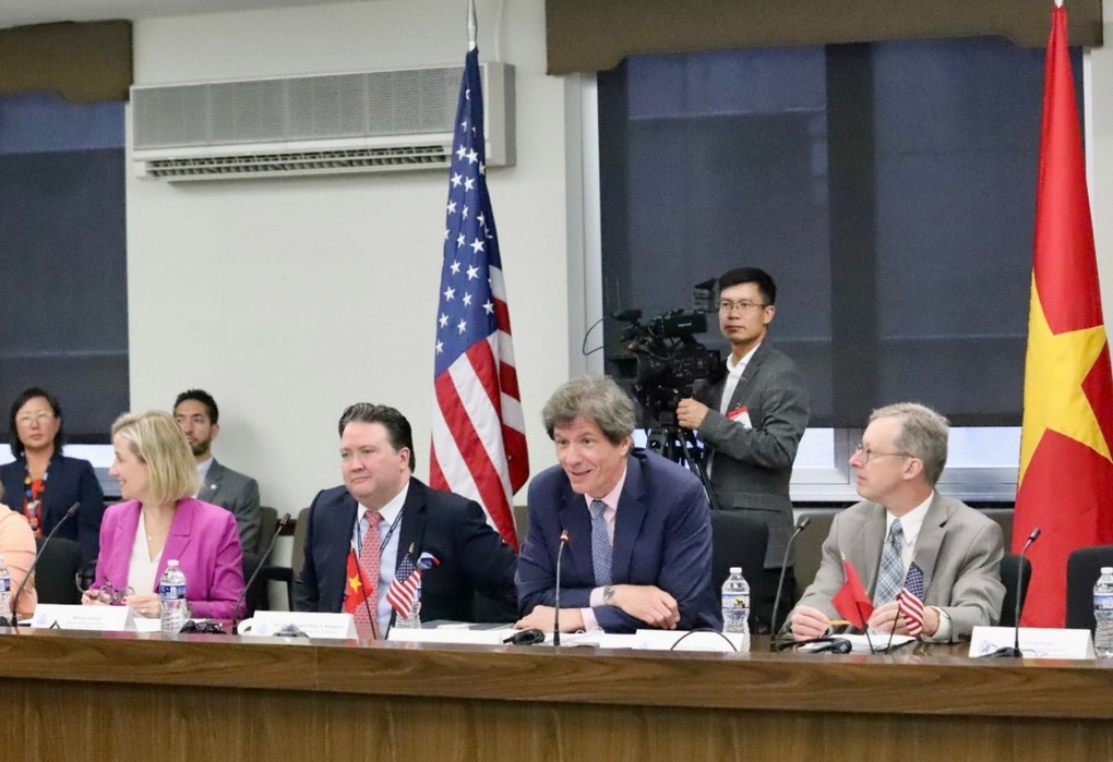 Việt Nam và Mỹ họp đối thoại kinh tế, thiết lập hợp tác về bán dẫn - 1