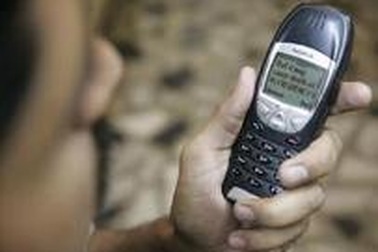 “Email và tin nhắn làm xói mòn giá trị cuộc sống” 