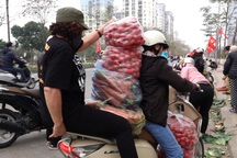 Giải cứu nông sản Hải Dương: Phiên chợ mua tùy ý, trả tiền tùy tâm