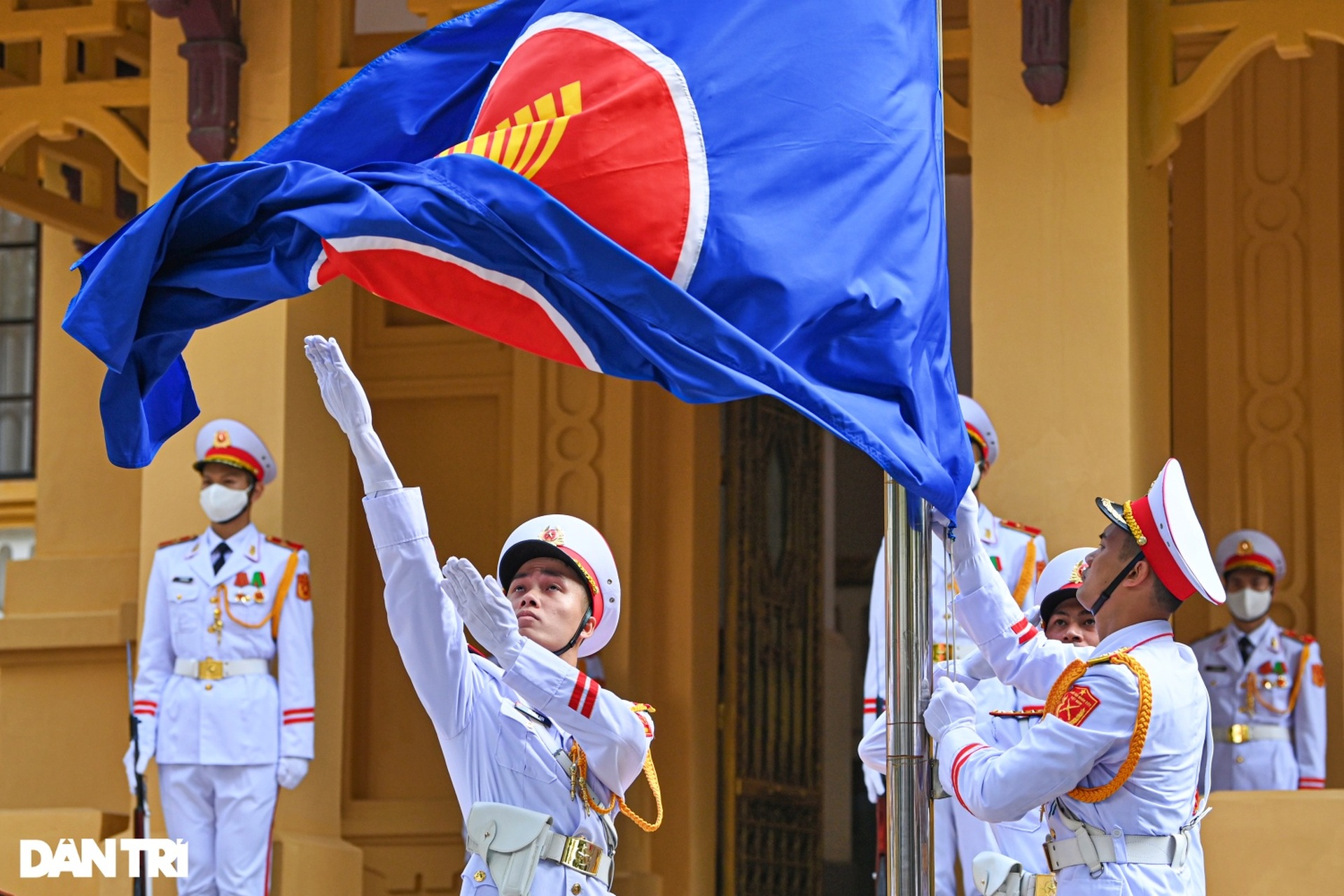 Lễ Thượng cờ kỷ niệm 55 năm Ngày thành lập ASEAN - 8 Lễ Thượng cờ kỷ niệm 55 năm Ngày thành lập ASEAN - 8