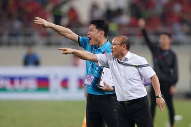 Thầy Park hay là thầy… phù thủy ?