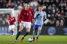 Tây Ban Nha và Scotland giành vé, Haaland nguy cơ vắng mặt ở Euro 2024