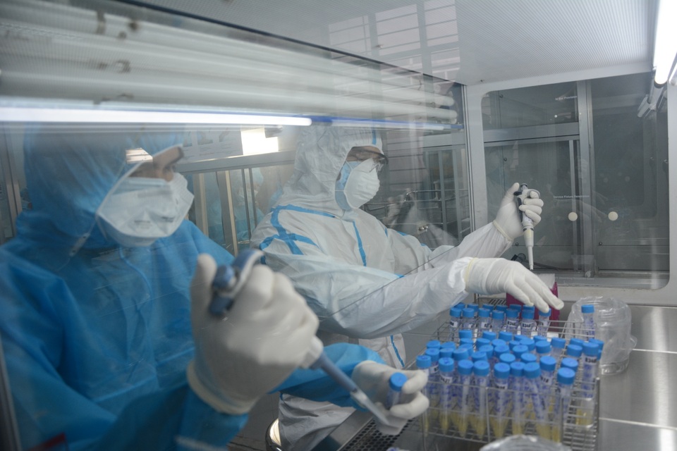 Ca nghi nhiễm của Đà Nẵng: Gia đình 4 người đều từng nhiễm virus SARS-CoV-2 - 1 Ca nghi nhiễm của Đà Nẵng: Gia đình 4 người đều từng nhiễm virus SARS-CoV-2 - 1