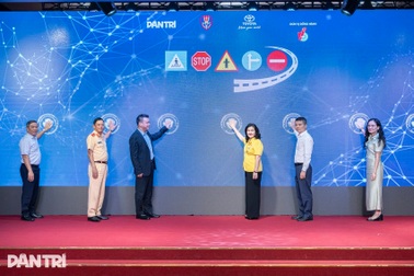 Ngày mai, Dân trí phát động cuộc thi Sáng kiến An toàn giao thông Việt Nam 2026