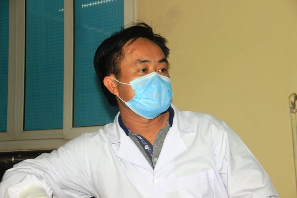 Thức thâu đêm, “chạy đua” với thời gian truy tìm SARS-CoV-2 - 4 Thức thâu đêm, “chạy đua” với thời gian truy tìm SARS-CoV-2 - 4
