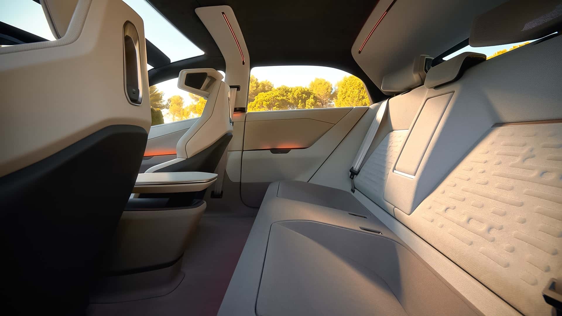 Toyota Corolla Concept ra mắt: Khi xe bán chạy nhất thế giới lột xác - 10 Toyota Corolla Concept ra mắt: Khi xe bán chạy nhất thế giới lột xác - 10