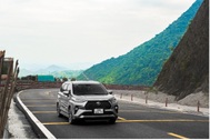 Giảm giá gần 40 triệu đồng, Toyota Veloz Cross làm nóng phân khúc MPV cỡ B