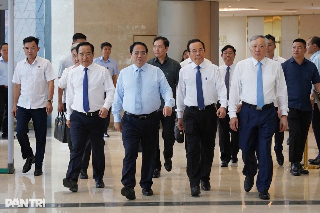 Thủ tướng chủ trì lễ công bố Trung tâm Tài chính quốc tế tại Việt Nam - 1 Thủ tướng chủ trì lễ công bố Trung tâm Tài chính quốc tế tại Việt Nam - 1