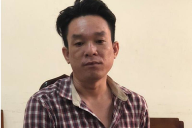 Mâu thuẫn tiền bạc, một bảo vệ dân phố bị đâm chết