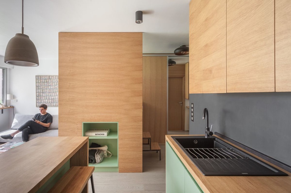 Căn hộ 30m2 nhưng thênh thang cho cả gia đình ở chỉ nhờ độc chiêu này - 1 Căn hộ 30m2 nhưng thênh thang cho cả gia đình ở chỉ nhờ độc chiêu này - 1