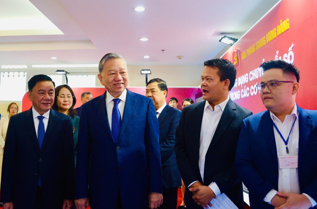 Tổng Bí thư Tô Lâm: Cơ quan tham mưu phải giúp lãnh đạo nghĩ sớm và lo xa - 3 Tổng Bí thư Tô Lâm: Cơ quan tham mưu phải giúp lãnh đạo nghĩ sớm và lo xa - 3