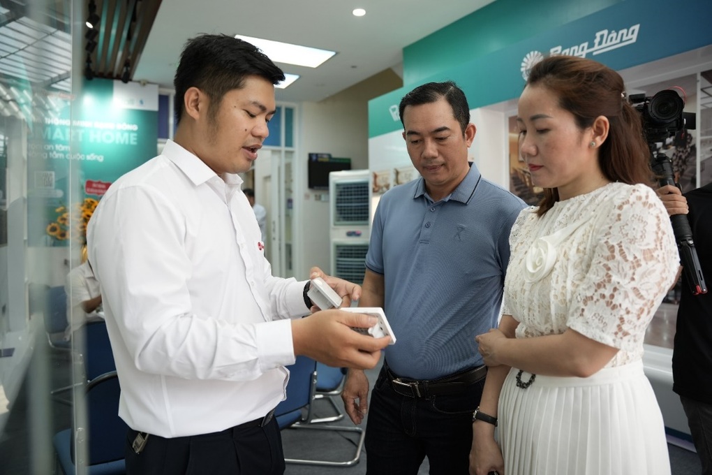 Trải nghiệm showroom Nhà thông minh Rạng Đông - 3 Trải nghiệm showroom Nhà thông minh Rạng Đông - 3
