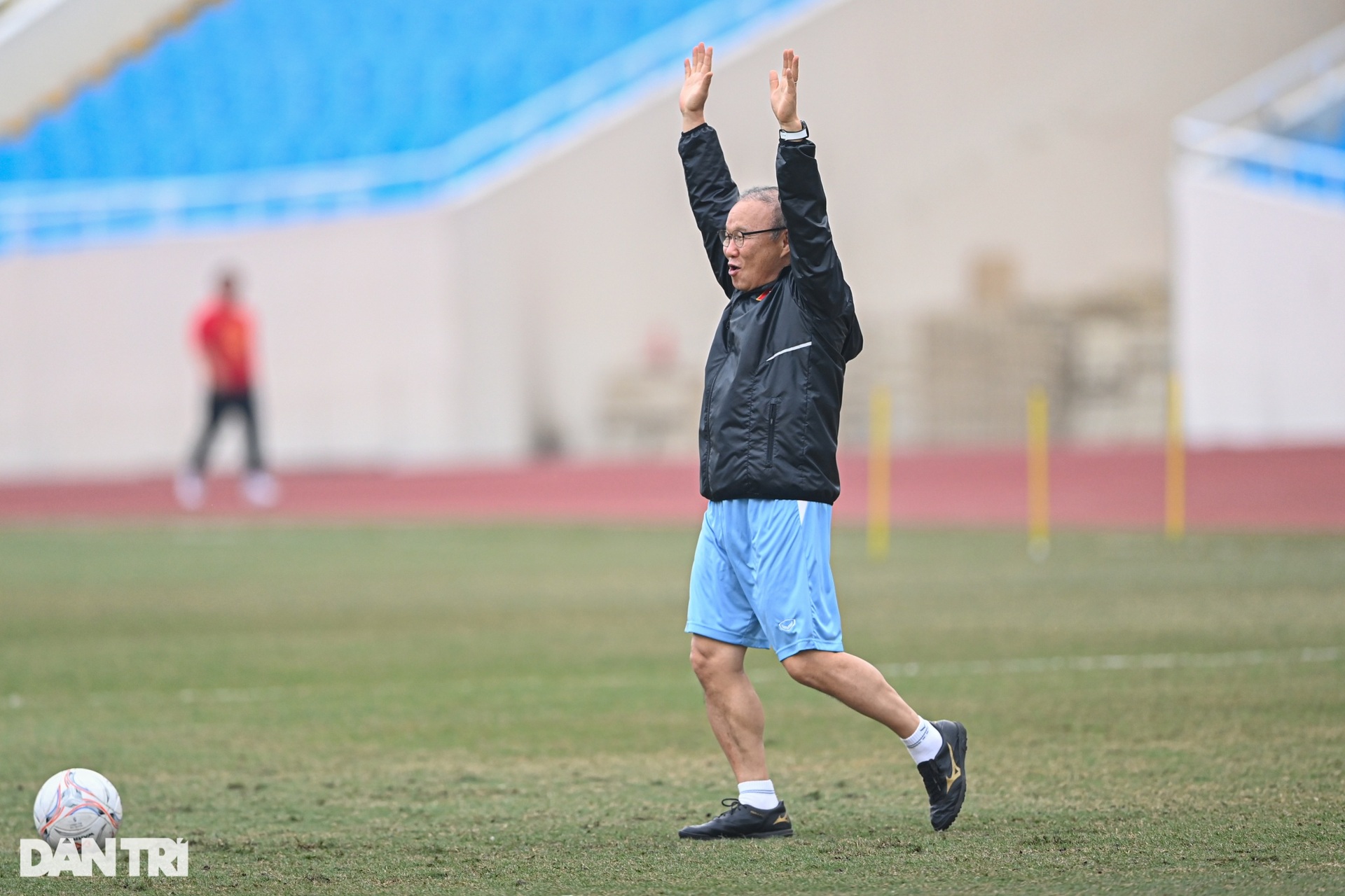 Buổi tập cuối cùng của HLV Park Hang Seo trên sân Mỹ Đình - 3