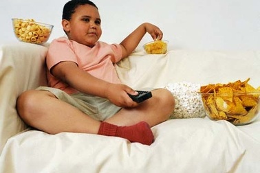 Đánh thuế lên nước ngọt liệu có giúp giảm béo phì và bảo vệ sức khỏe?