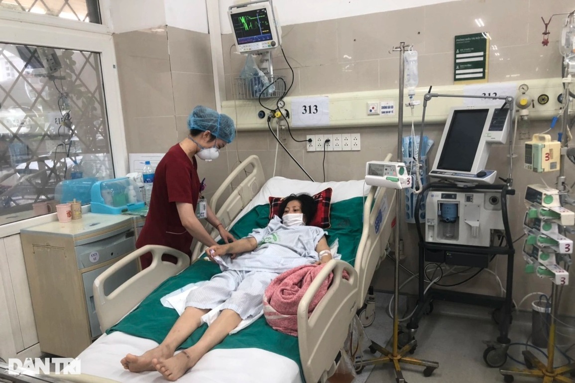 Bác sĩ bệnh viện Bạch Mai kêu gọi chung tay cứu sản phụ ở trước cửa tử - 1 Bác sĩ bệnh viện Bạch Mai kêu gọi chung tay cứu sản phụ ở trước cửa tử - 1