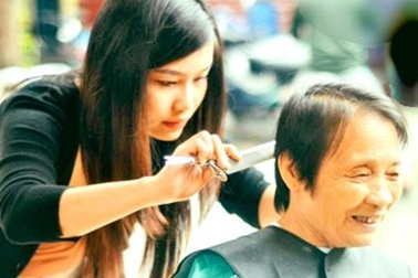 "Mãi mãi vì cộng đồng"