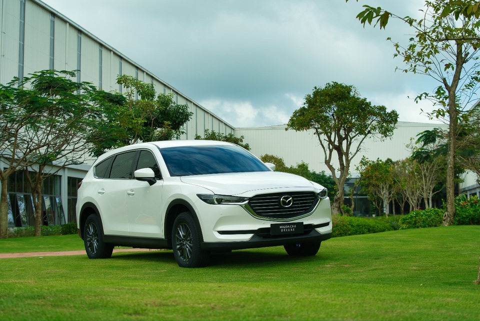 Có gì trên SUV 7 chỗ tầm giá 1 tỷ Mazda CX-8 Deluxe? - 1 Có gì trên SUV 7 chỗ tầm giá 1 tỷ Mazda CX-8 Deluxe? - 1