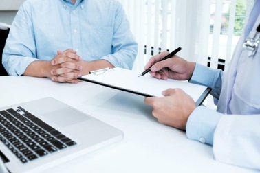 Nam thanh niên 19 tuổi vẫn chưa "dậy thì"